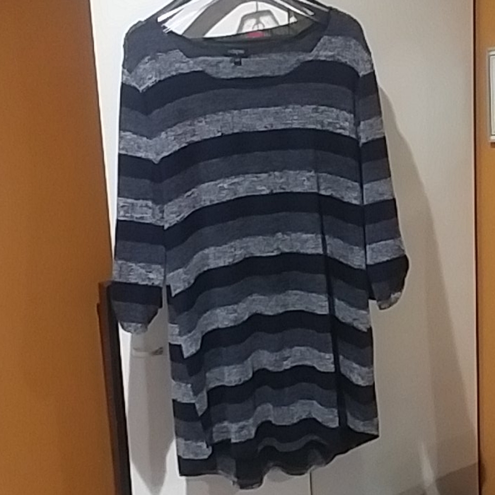 Nice very relax knitted sweater sooo comfy
